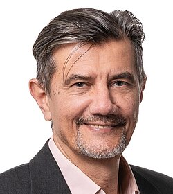 Gerhard König
